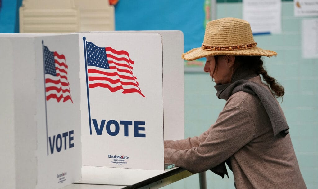 What Happens If Kamala Harris Wins the 2024 Election? Key Insights on Crypto Regulation! 5 crypto news