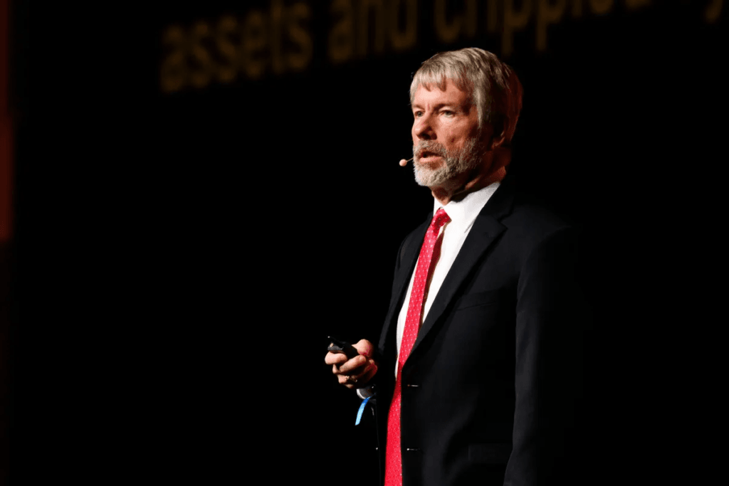 MicroStrategy 26 Billion Bitcoin Bet: Unpacking the ‘Infinite Money Glitch’ Strategy 2 crypto news